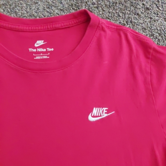 The Nike Tee Mens Red Crewneck T-shirt L - Picture 3 of 4